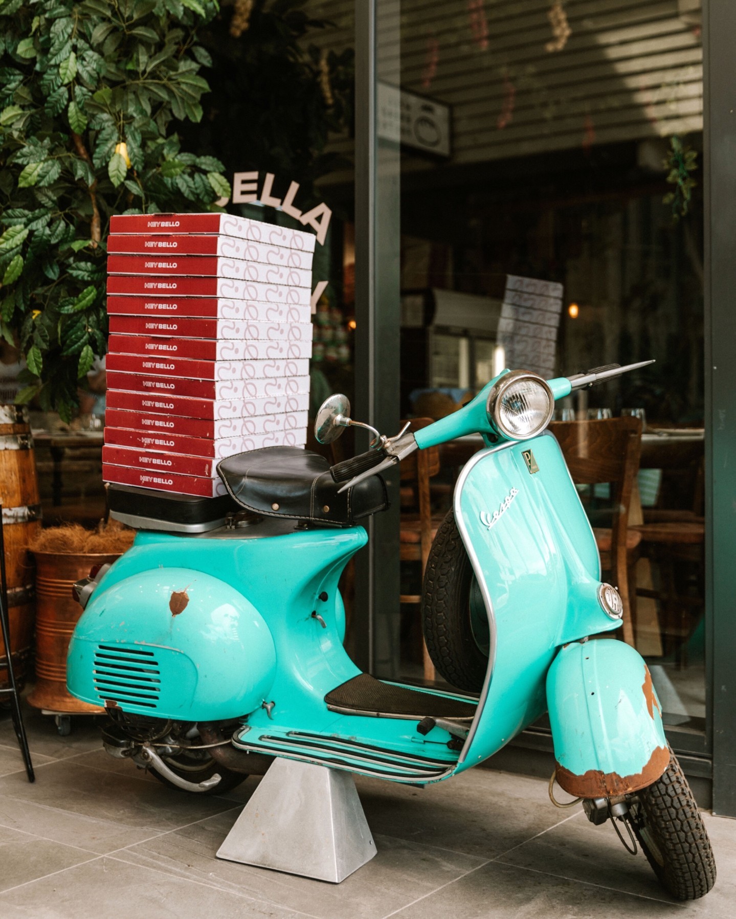 Deli_Pizza_box_02